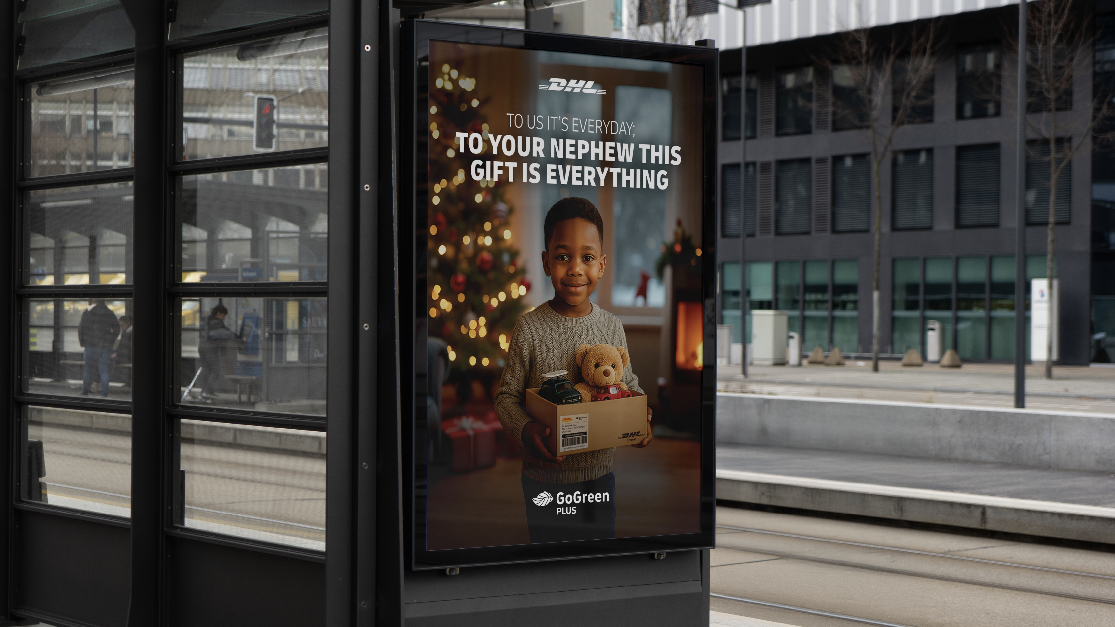 DHL Christmas Retail Campaign mockup 14